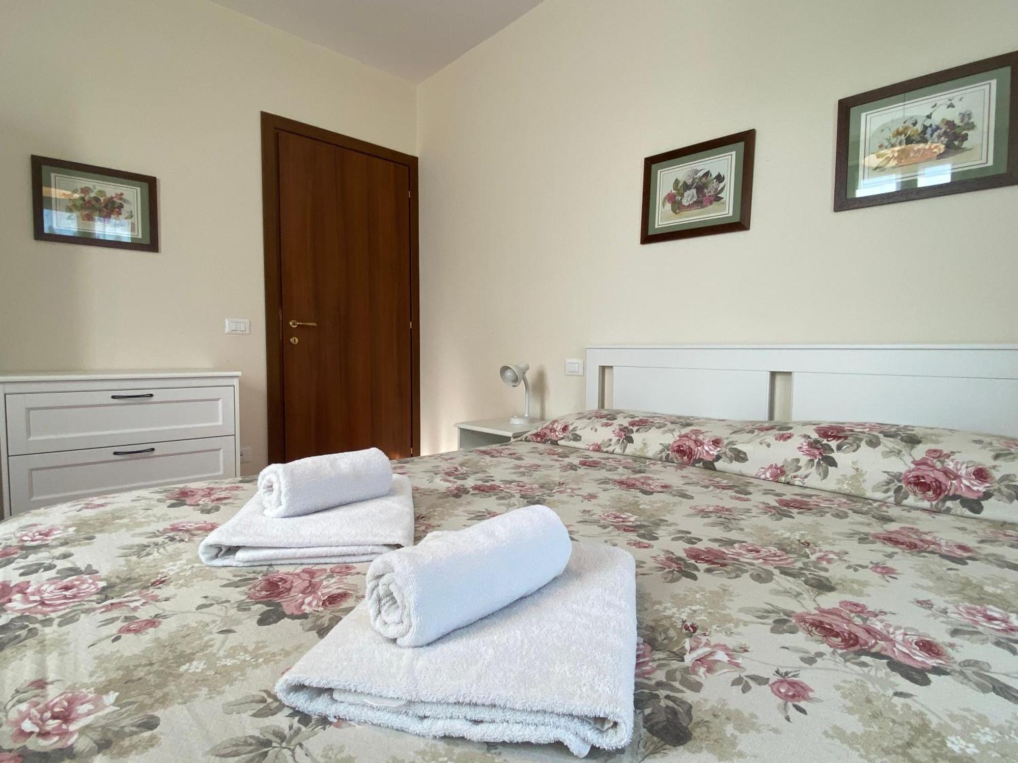 Residenza Cipressi E Olivi Appartement Verona Buitenkant foto